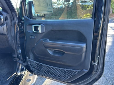 2020 Jeep Wrangler Black and Tan 4X4