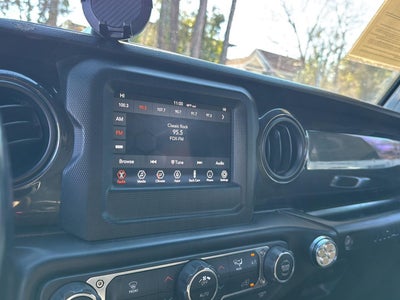 2020 Jeep Wrangler Black and Tan 4X4