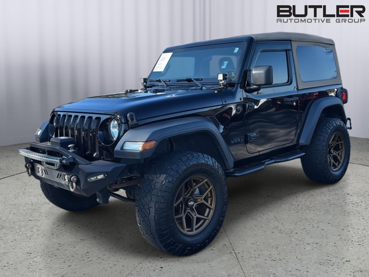 2020 Jeep Wrangler Black and Tan 4X4