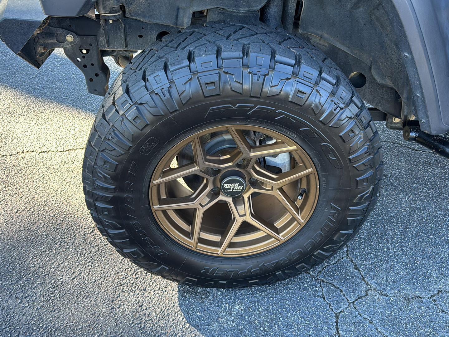2020 Jeep Wrangler Black and Tan 4X4