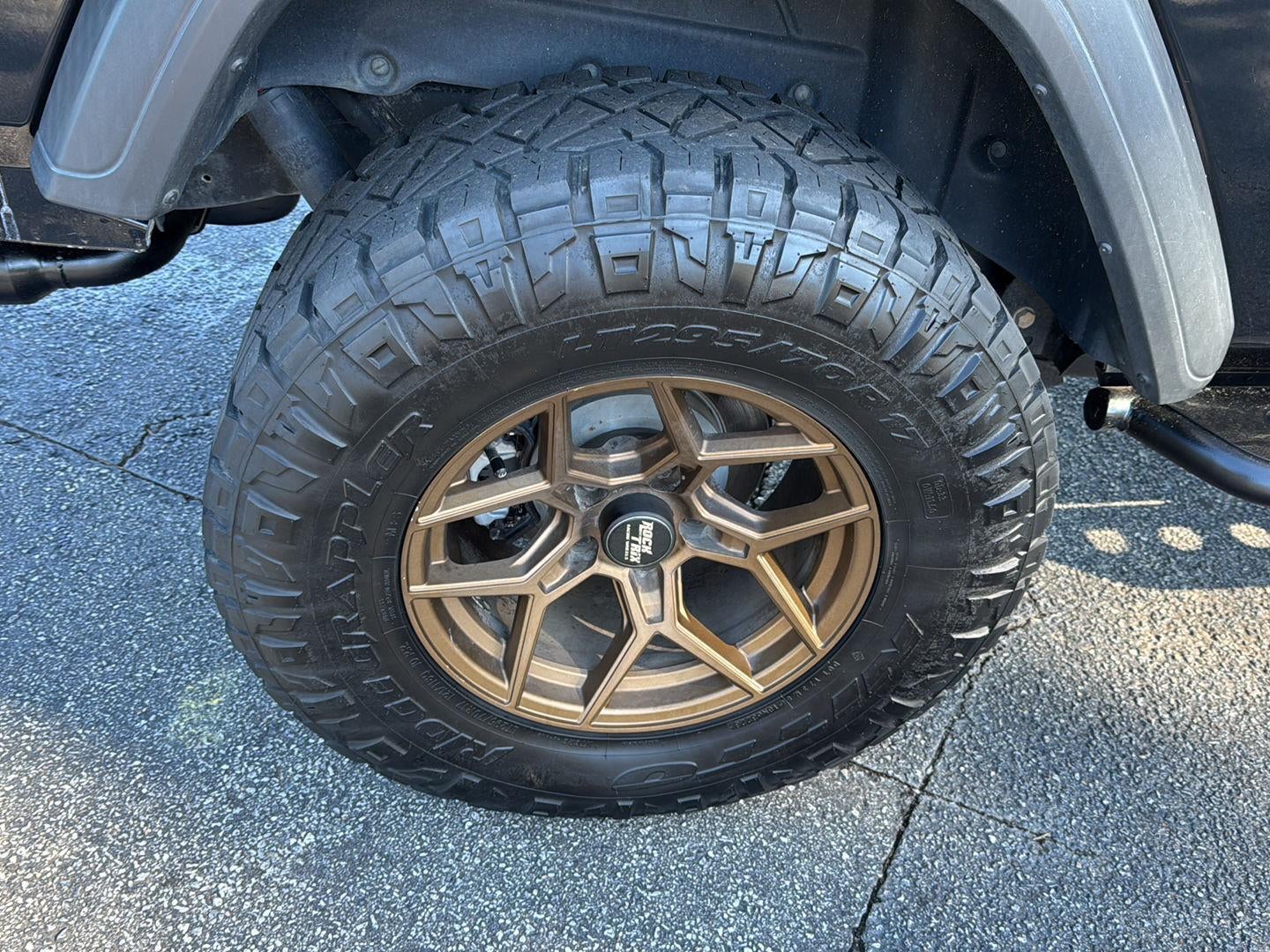 2020 Jeep Wrangler Black and Tan 4X4