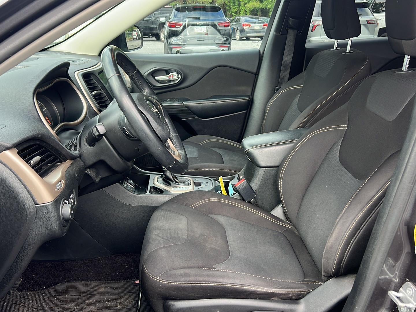 2016 Jeep Cherokee Latitude