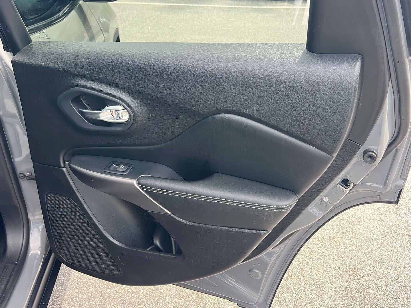 2021 Jeep Cherokee Latitude Plus