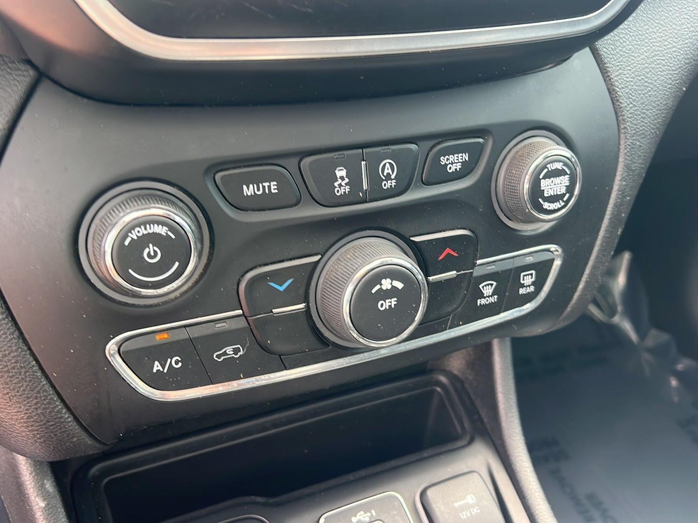 2021 Jeep Cherokee Latitude Plus