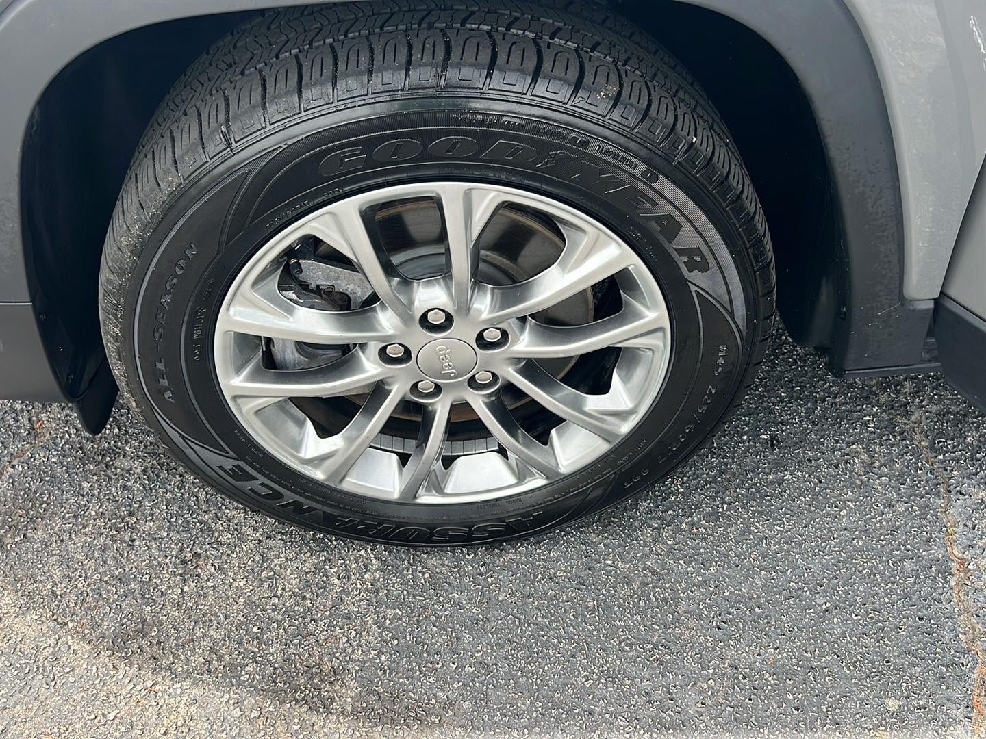 2021 Jeep Cherokee Latitude Plus