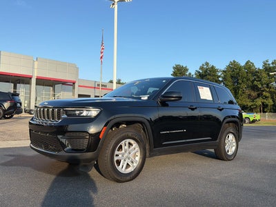 2024 Jeep Grand Cherokee Laredo 4x4