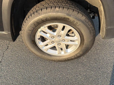 2024 Jeep Grand Cherokee Laredo 4x4