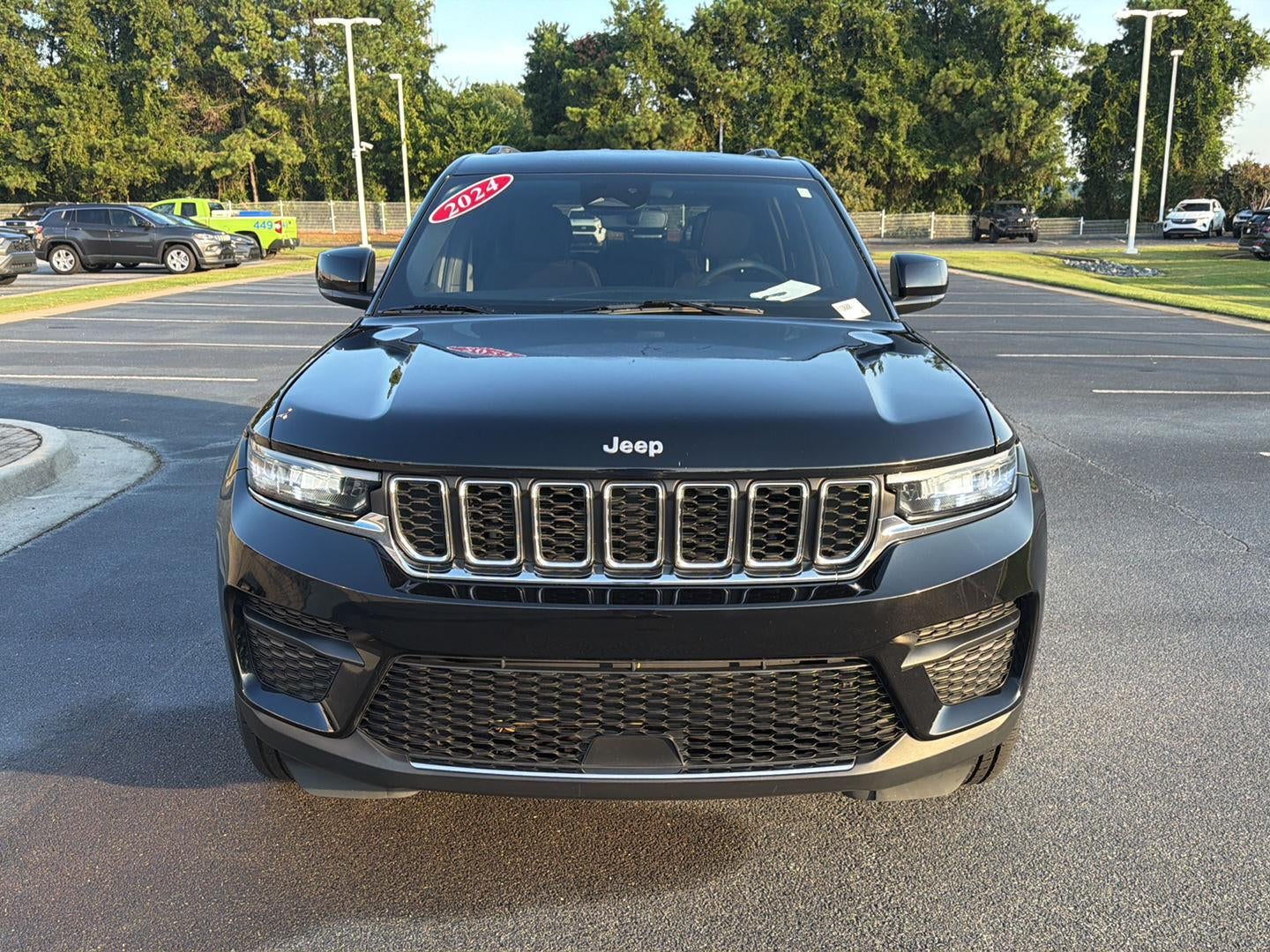 2024 Jeep Grand Cherokee Laredo 4x4