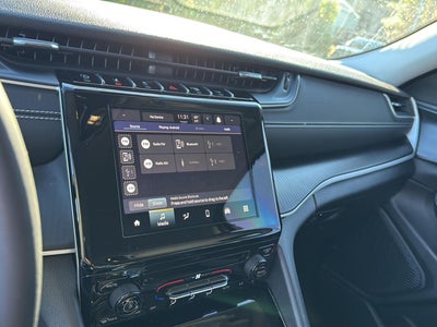 2023 Jeep Grand Cherokee L Laredo 4x2