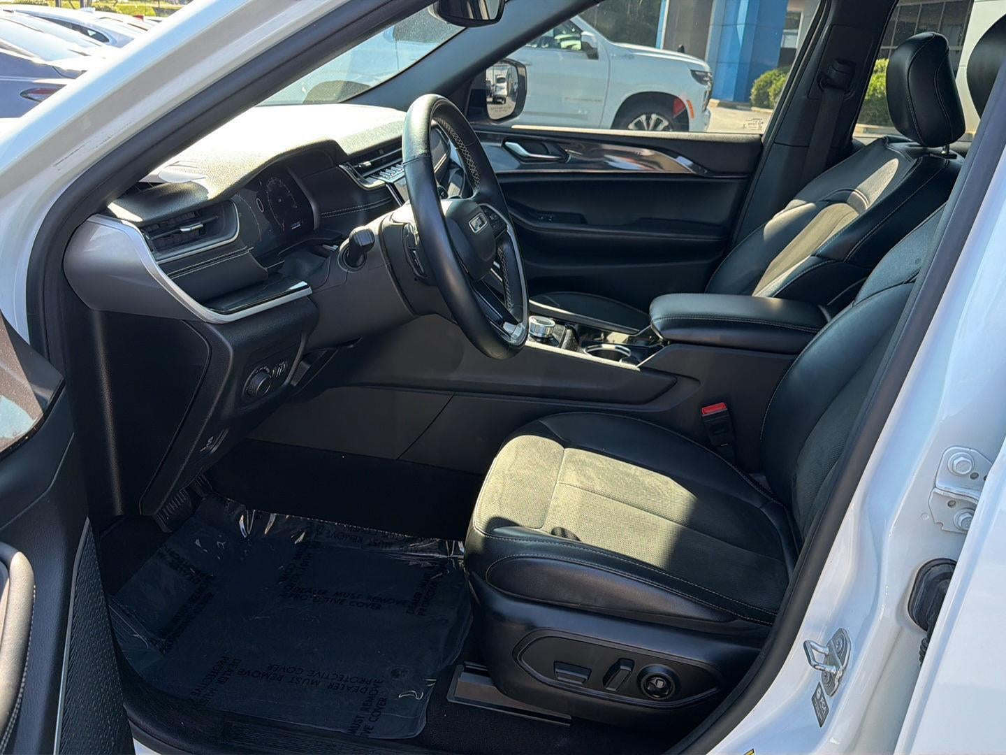 2021 Jeep Grand Cherokee L Altitude 4x2