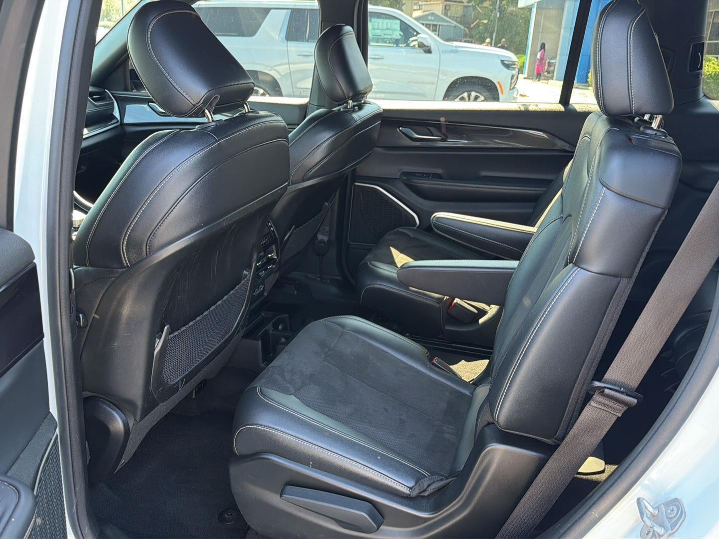 2021 Jeep Grand Cherokee L Altitude 4x2