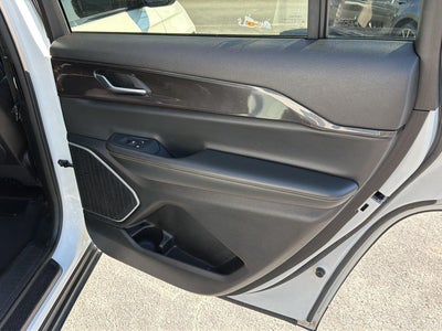 2021 Jeep Grand Cherokee L Altitude 4x2