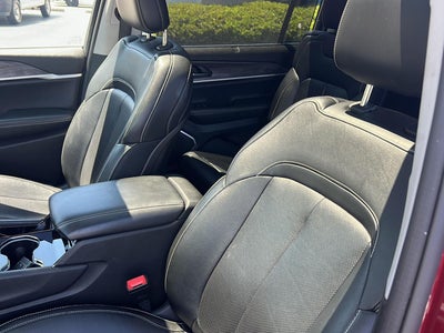 2022 Jeep Grand Cherokee L Limited 4x4