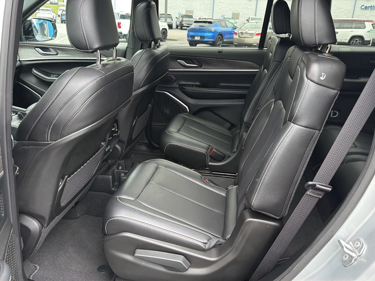 2025 Jeep Grand Cherokee L Limited 4x4