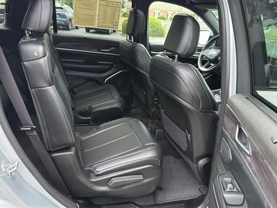 2025 Jeep Grand Cherokee L Limited 4x4