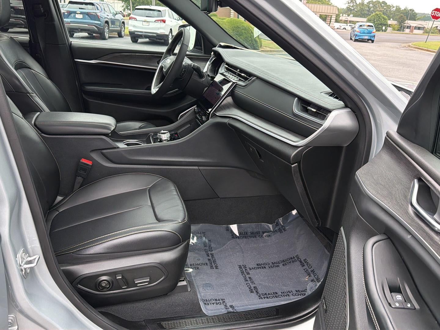 2025 Jeep Grand Cherokee L Limited 4x4