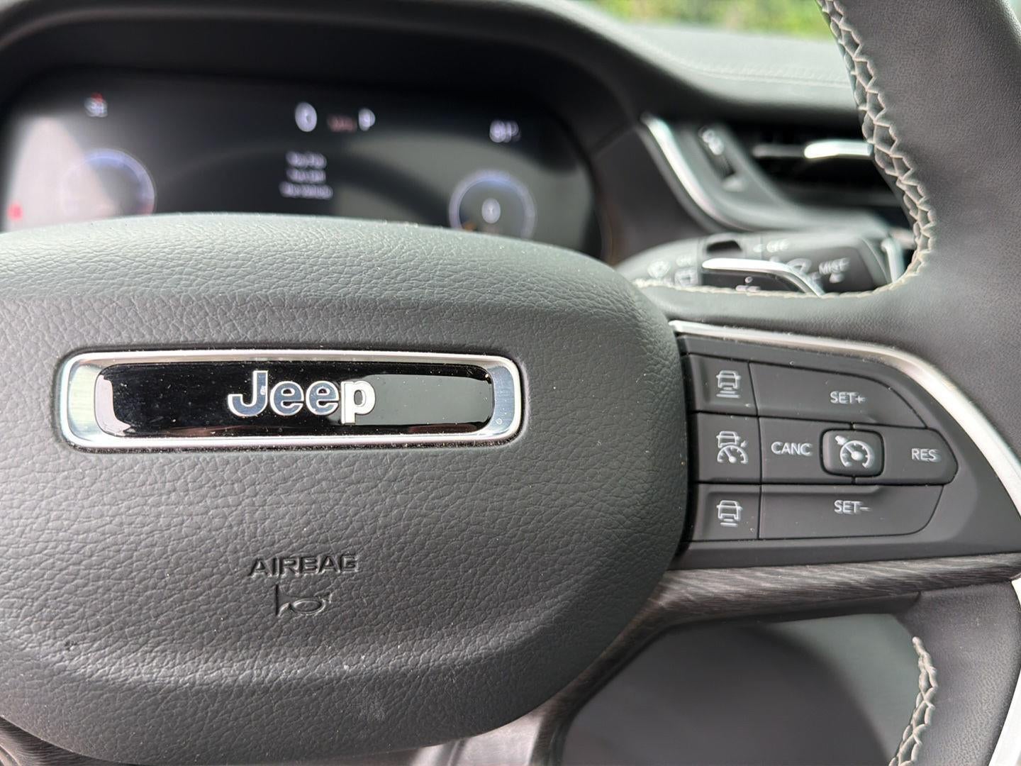2025 Jeep Grand Cherokee L Limited 4x4