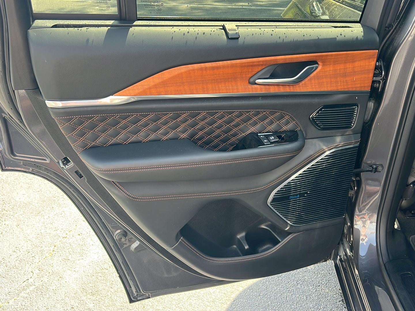 2022 Jeep Grand Cherokee 4xe Summit Reserve