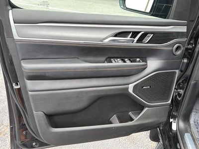 2024 Jeep Wagoneer Series II Carbide