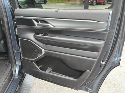 2023 Jeep Wagoneer Series II Carbide 4x4