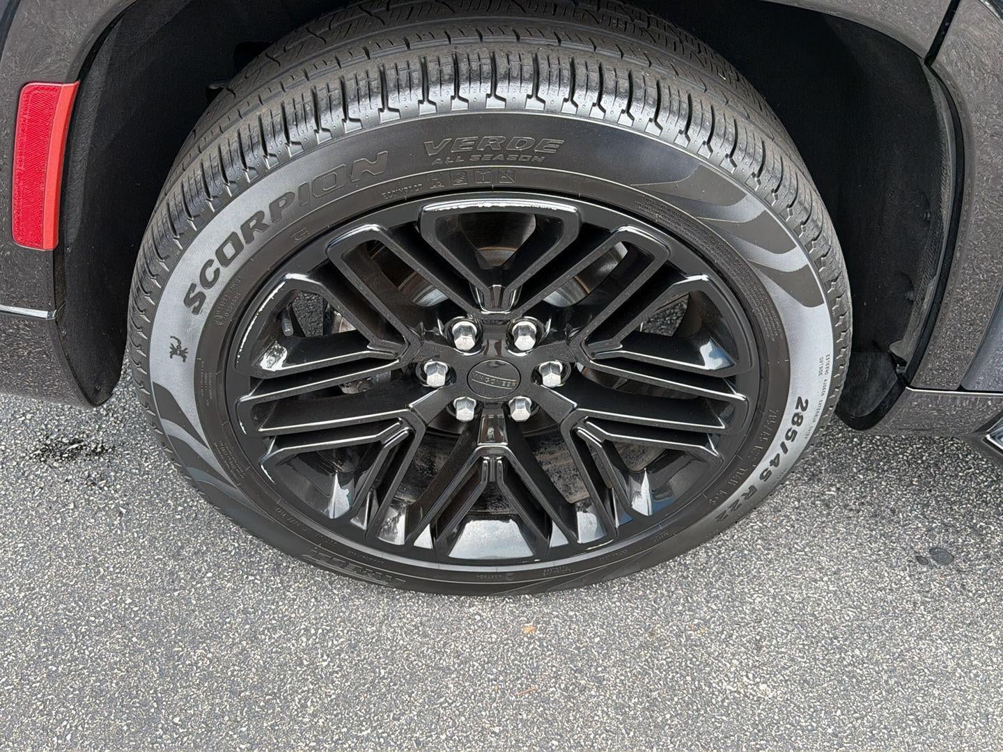 2023 Jeep Wagoneer Series II Carbide 4x4