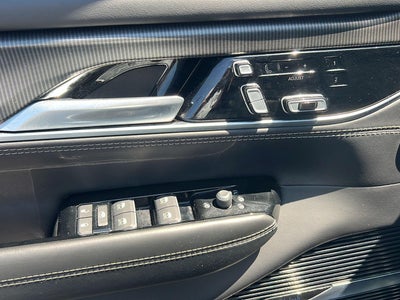 2022 Jeep Grand Wagoneer Series II Obsidian