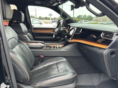 2022 Jeep Grand Wagoneer Series III