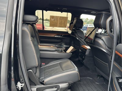 2022 Jeep Grand Wagoneer Series III