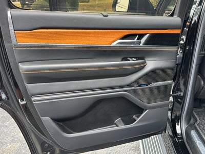 2022 Jeep Grand Wagoneer Series III