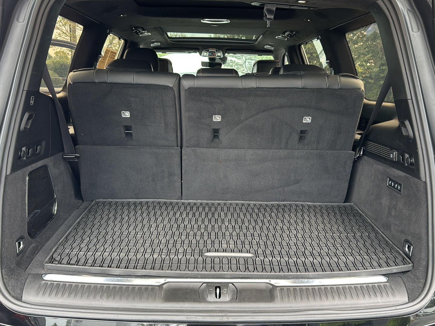 2022 Jeep Grand Wagoneer Series III