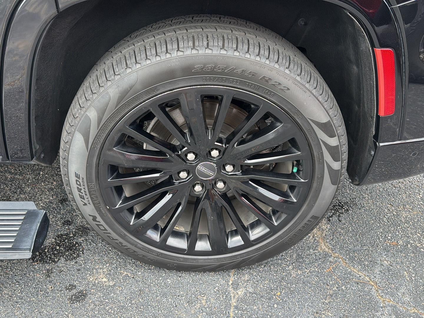 2022 Jeep Grand Wagoneer Series III