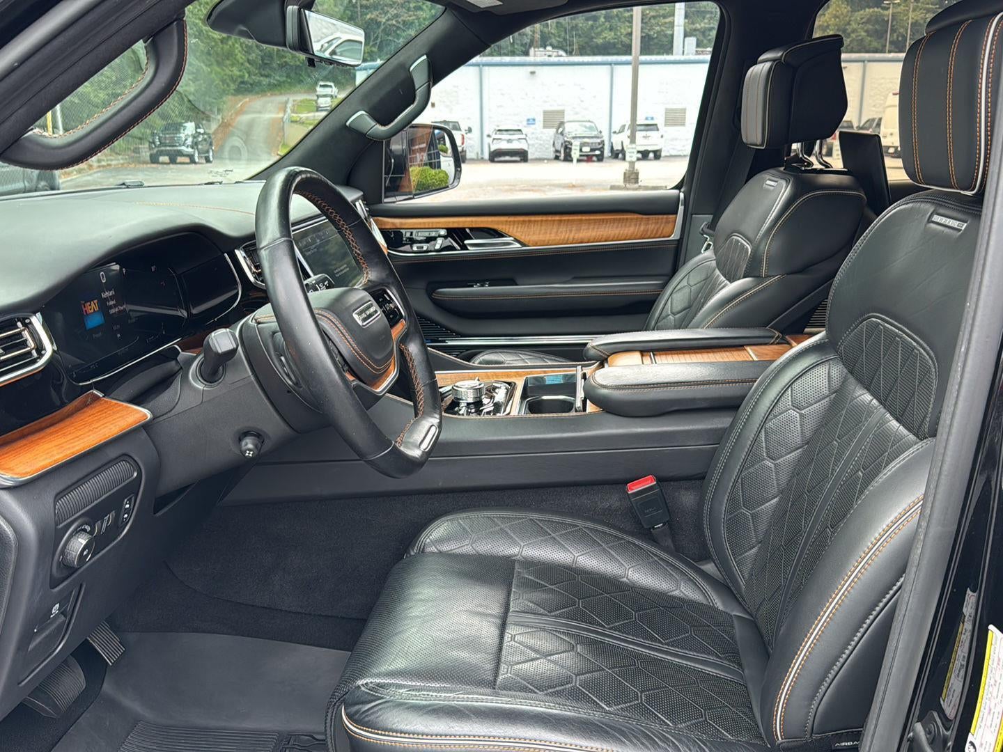 2022 Jeep Grand Wagoneer Series III