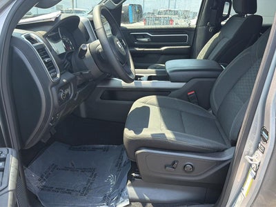 2025 RAM 1500 Big Horn Crew Cab 4x4 5'7" Box