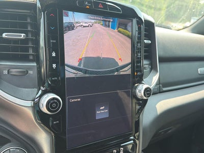 2025 RAM 1500 Big Horn Crew Cab 4x4 5'7" Box