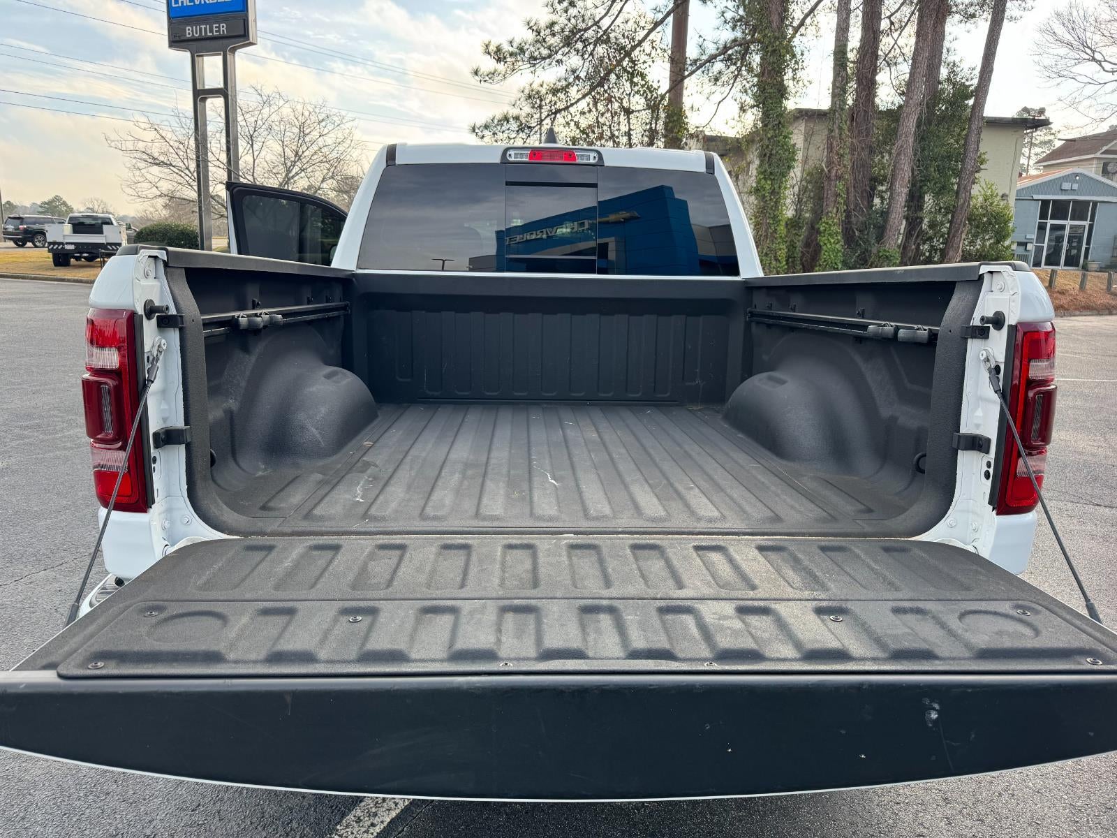 2024 RAM 1500 Big Horn Crew Cab 4x4 5'7" Box