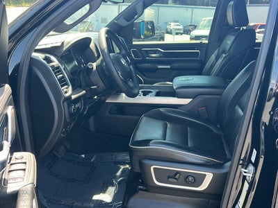 2019 RAM 1500 Laramie Crew Cab 4x4 5'7" Box