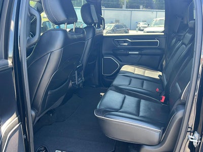 2019 RAM 1500 Laramie Crew Cab 4x4 5'7" Box