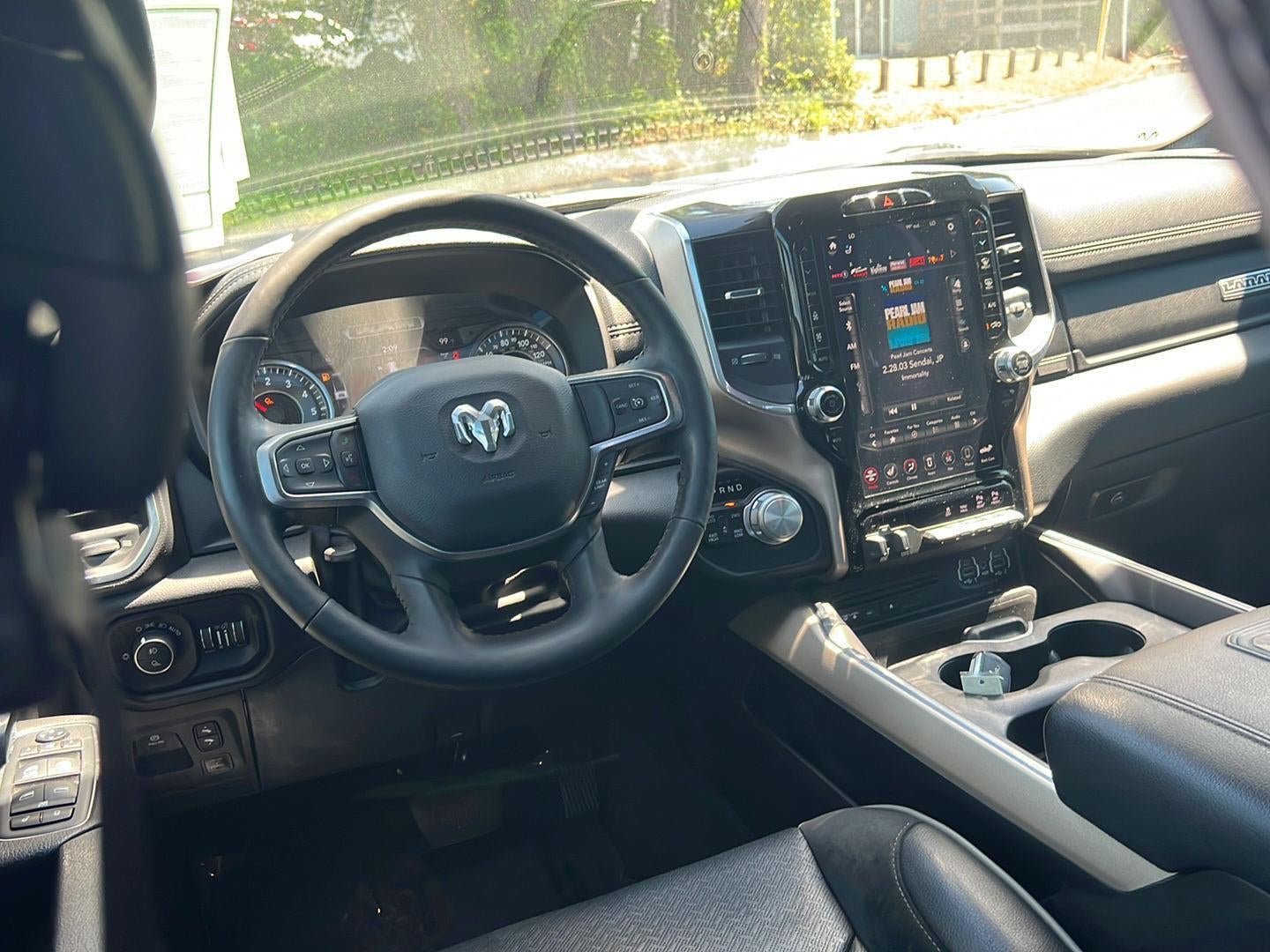 2019 RAM 1500 Laramie Crew Cab 4x4 5'7" Box
