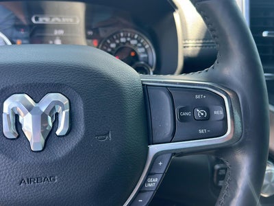 2019 RAM 1500 Laramie Crew Cab 4x4 5'7" Box