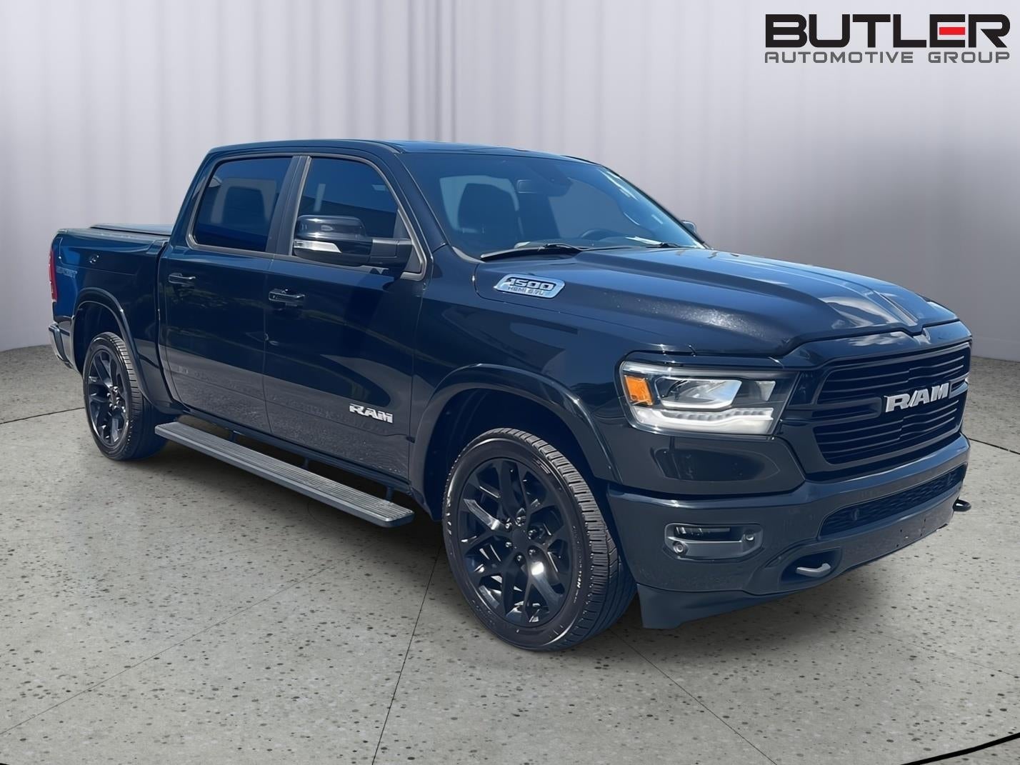 2019 RAM 1500 Laramie Crew Cab 4x4 5'7" Box