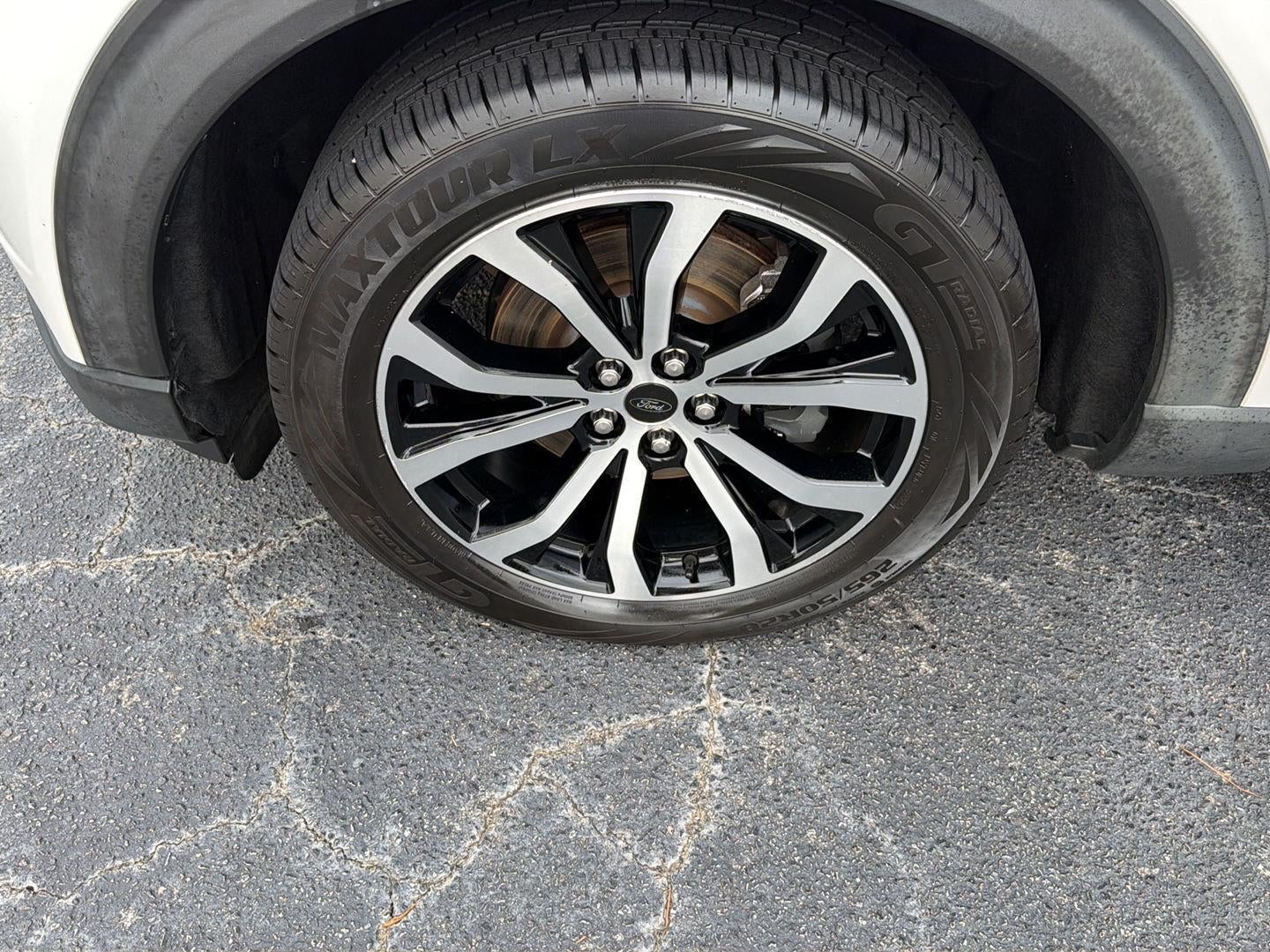 2022 Ford Explorer ST-Line