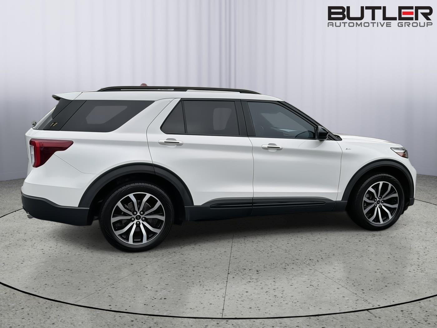 2022 Ford Explorer ST-Line