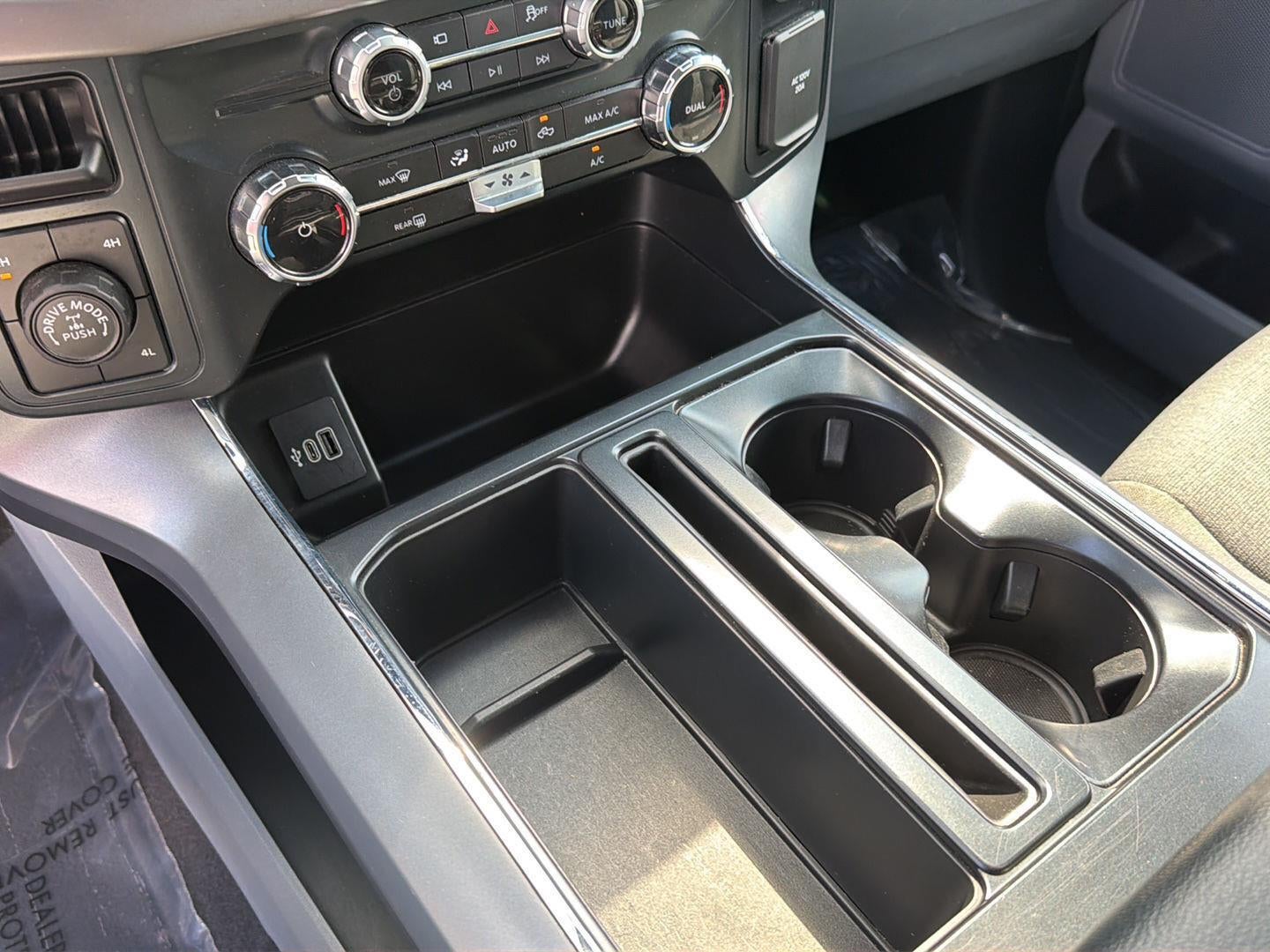 2025 Ford F-150 XLT - Photo 27