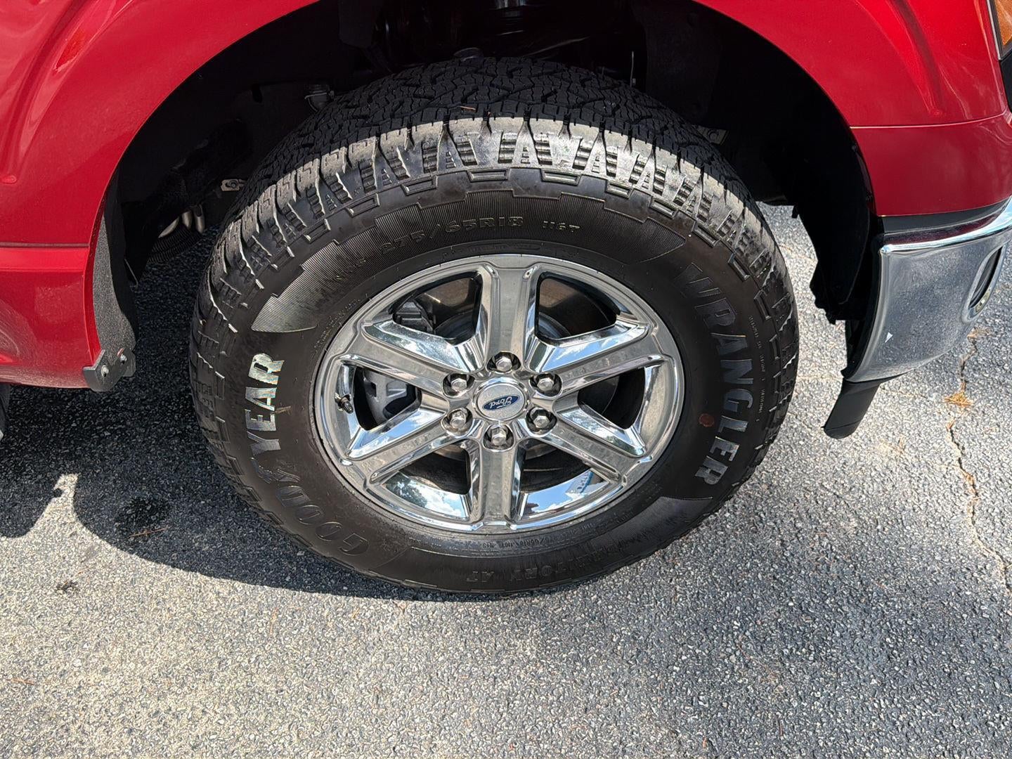 2025 Ford F-150 XLT - Photo 38