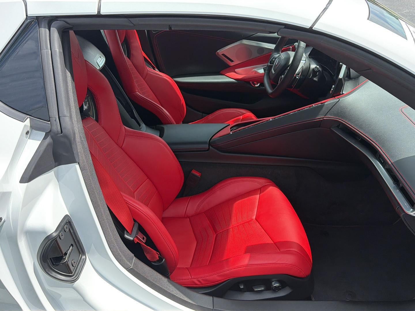 2024 Chevrolet Corvette Stingray 2LT