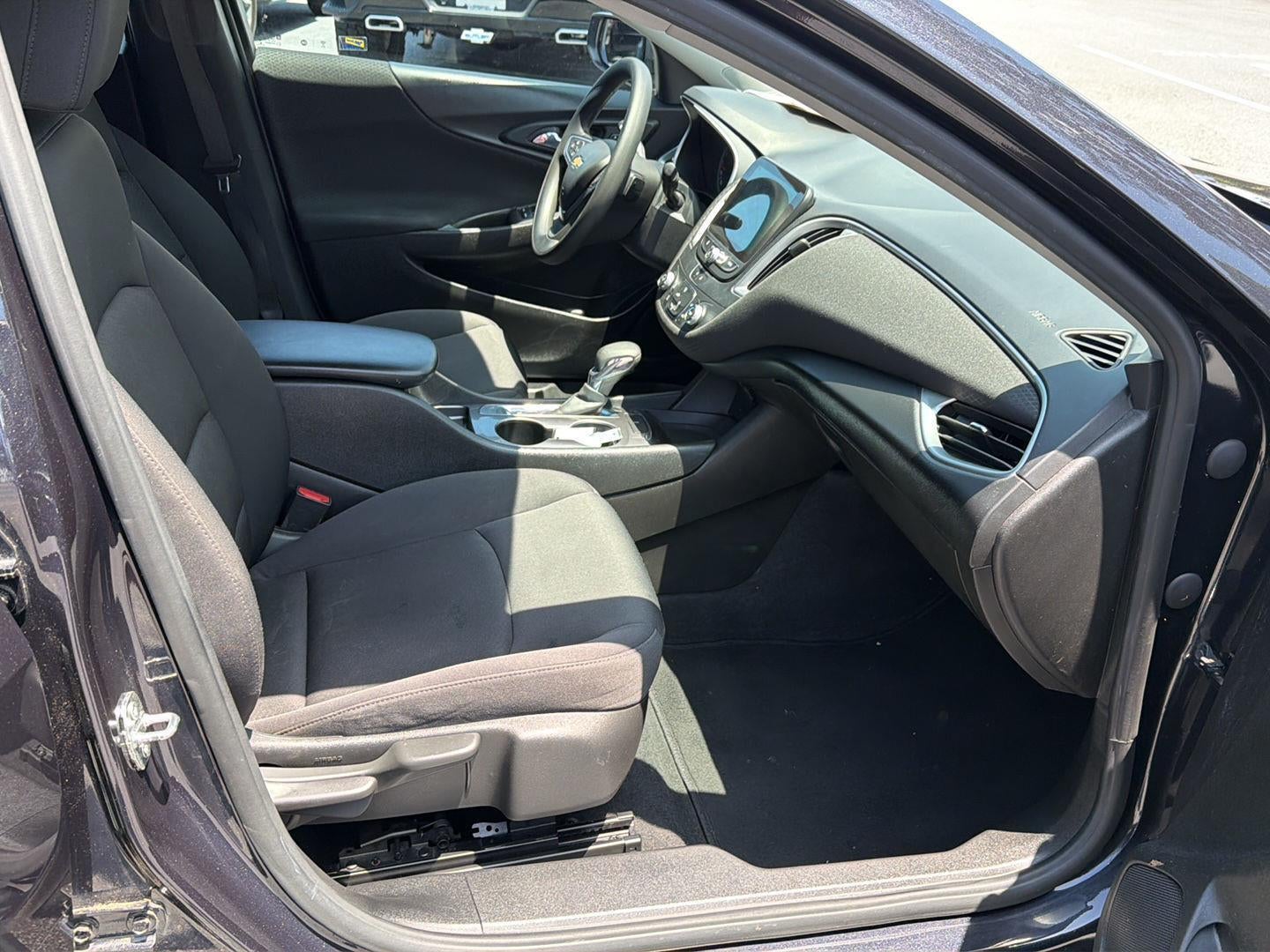 2022 Chevrolet Malibu LS