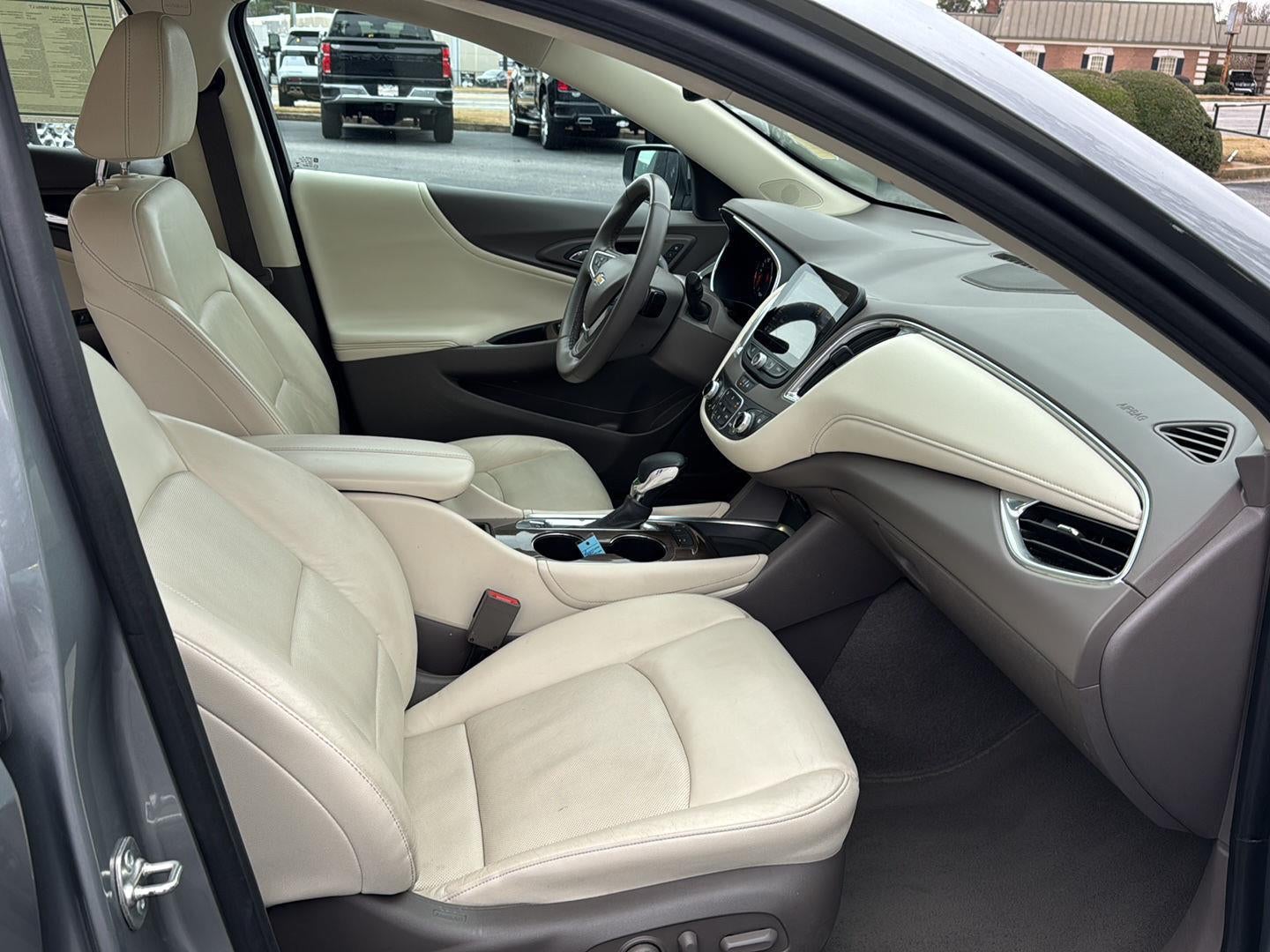 2024 Chevrolet Malibu 2LT