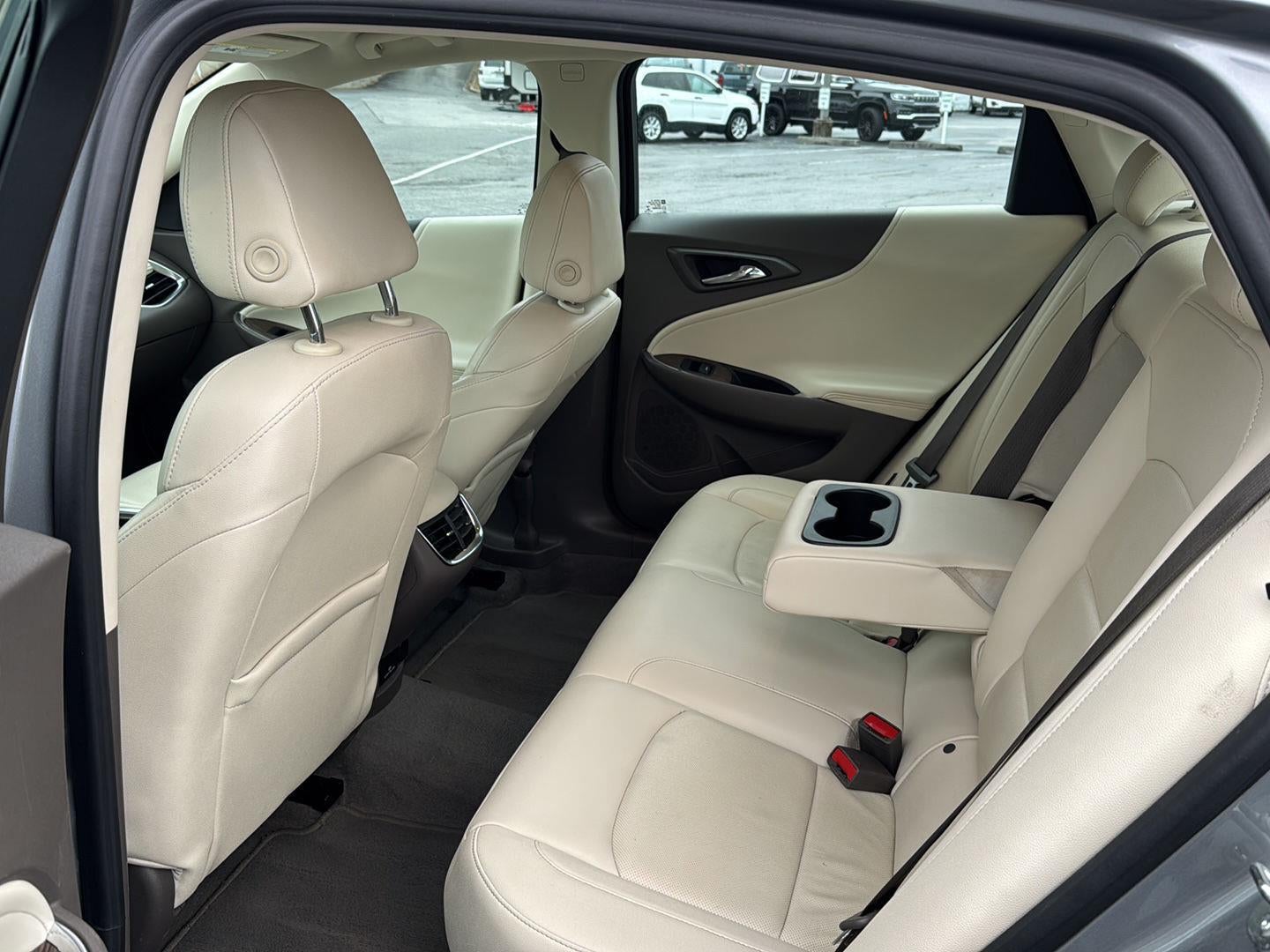 2024 Chevrolet Malibu 2LT