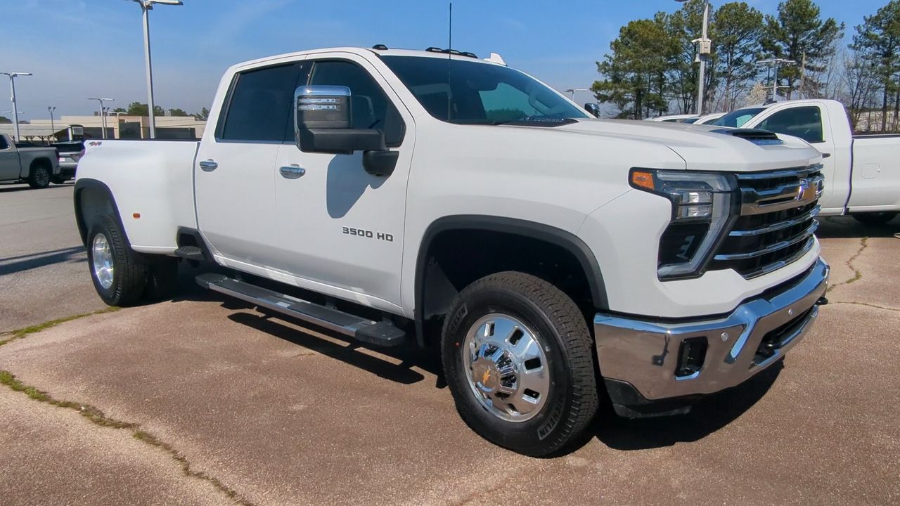 2026 Chevrolet Silverado 3500 HD LTZ DRW