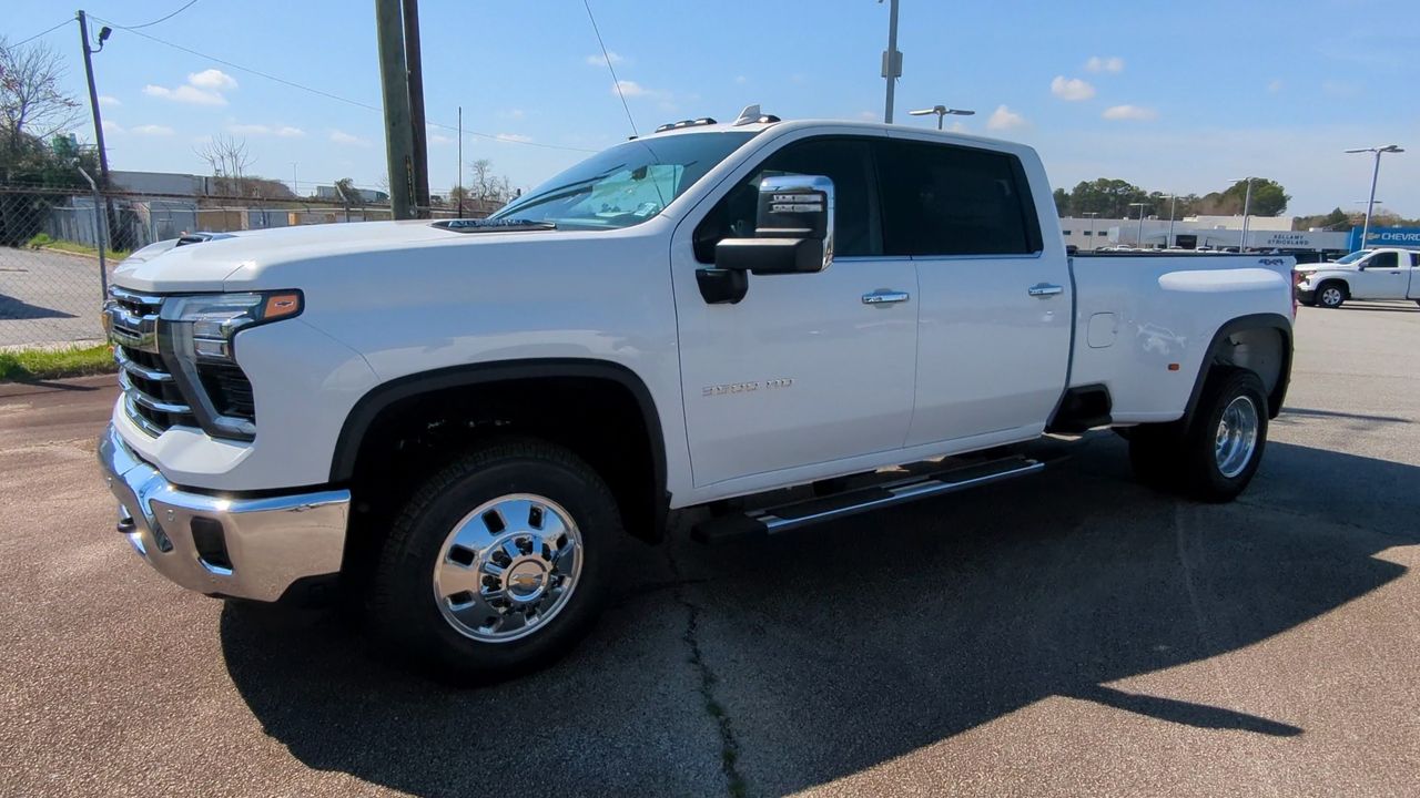 2026 Chevrolet Silverado 3500 HD LTZ DRW